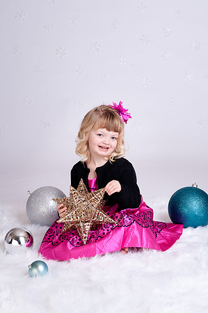Christmas MiniSession | www.ShaunaRaesPhotography.com