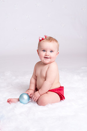 Christmas MiniSession | www.ShaunaRaesPhotography.com