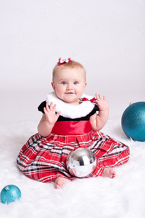 Christmas MiniSession | www.ShaunaRaesPhotography.com