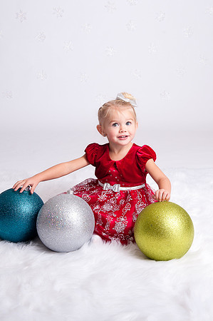 Christmas MiniSession | www.ShaunaRaesPhotography.com