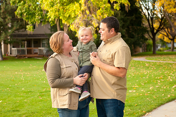 Family | www.ShaunaRaesPhotography.com