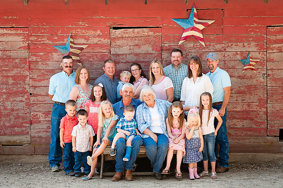 Family | www.ShaunaRaesPhotography.com