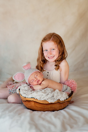 Newborns | www.ShaunaRaesPhotography.com